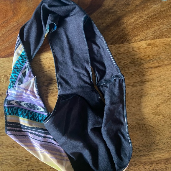 🌊RipCurl🦖SOLD!🦖 Bikini top & bottom size Medium 🌺 - Picture 10 of 13